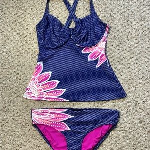 Title Nine Blue and Pink 34DD Tankini Medium Bikini